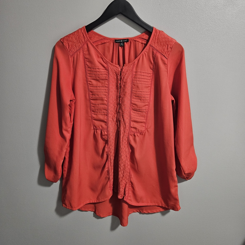 Maison Coupé Coral Lace & Pintuck Blouse / Size Small